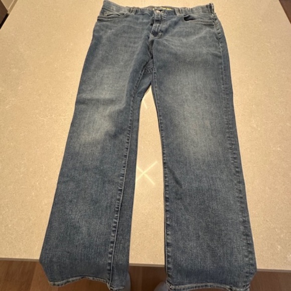 Men's Lee Extreme Motion Athletic Fit Tapered Leg 38x30 Medium Wash Jeans - Picture 1 of 8